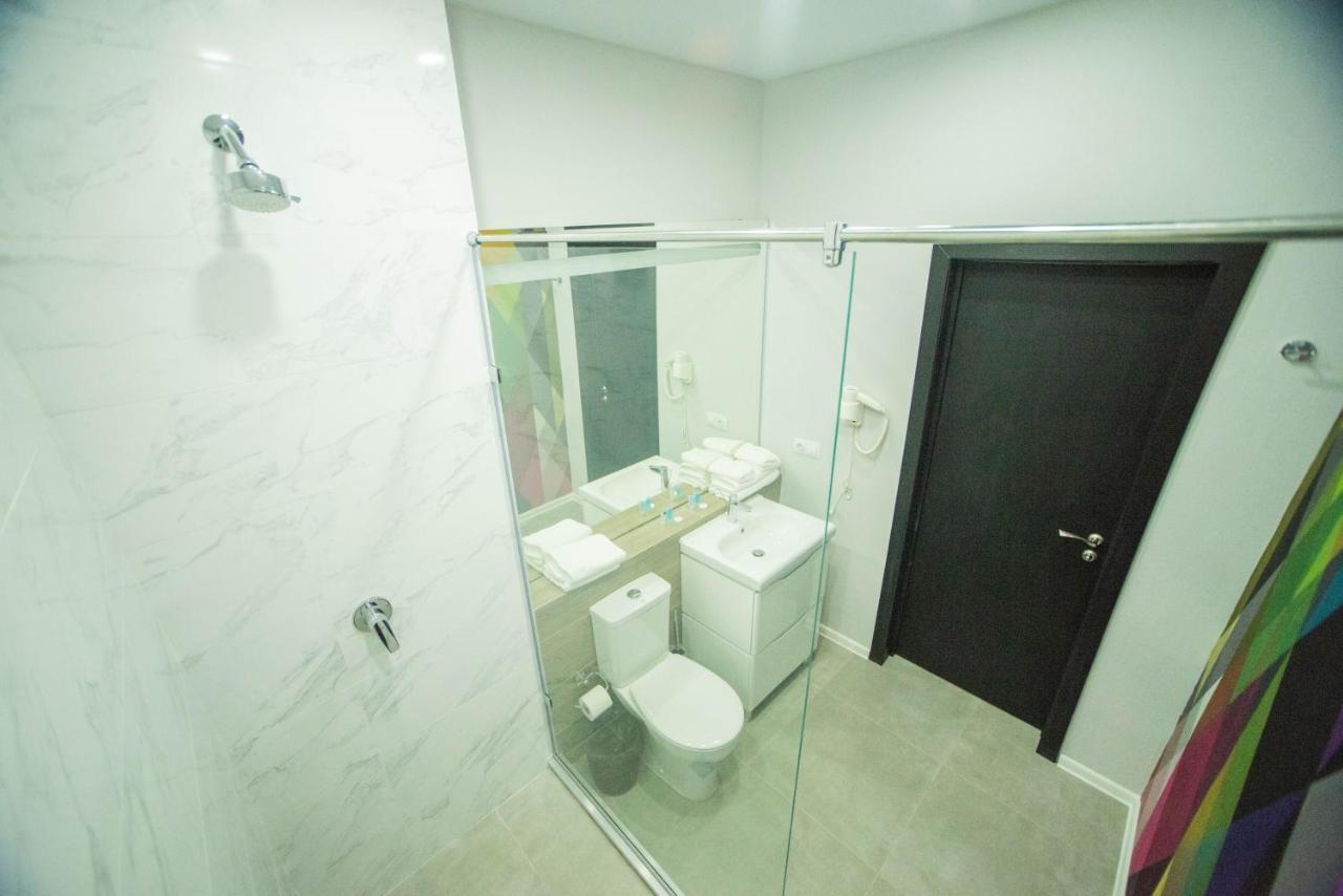 Aсe Hotel Aktobé Extérieur photo